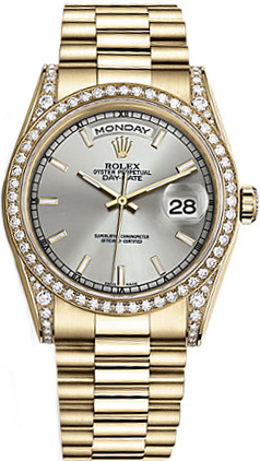 repliche Rolex Day-Date 36 quadrante in argento con diamanti e lunetta in oro orologio 118388